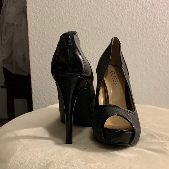 Peep toe Guess heels - Picture 3 of 3